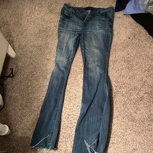 High waisted bell bottom blue jeans